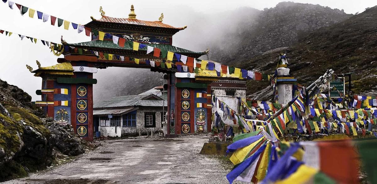 Arunachal Pradesh Tourism Guide - Tawang Monastery and Sela Pass tour packages